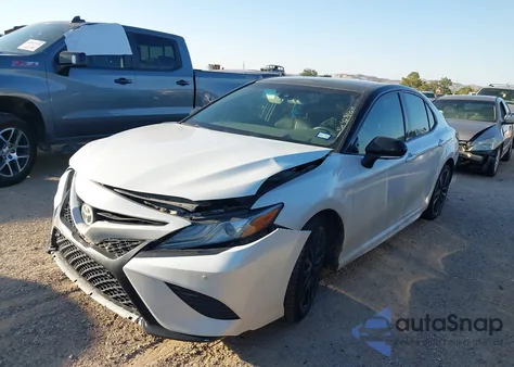 2018 Toyota Camry Xse z USA, uszkodzony, nr VIN 4T1B61HK2JU150815